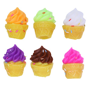 Игрушка таба сквиш "Мороженое"