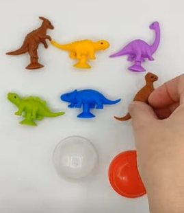 Фигурка на присоске "Ящер"