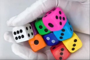 Игрушка "Кубик"